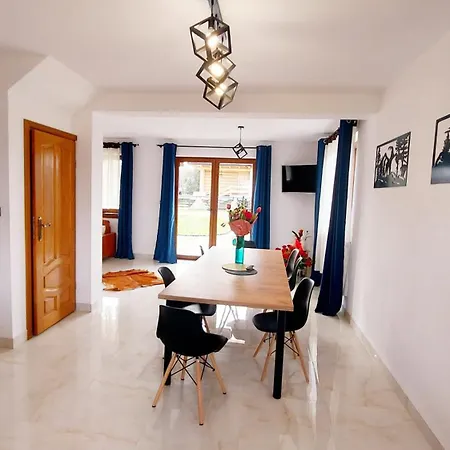 Borowka- U Podnoza Gor, 10 Min Od Stoku, Mozliwosc Wynajecia Mobilnej Bani *